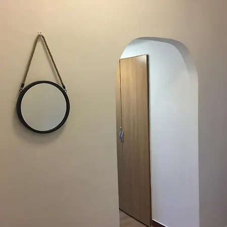 Hostel Transylvania Апартаменти Брашов